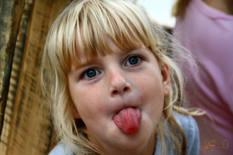 7D08100926.jpg