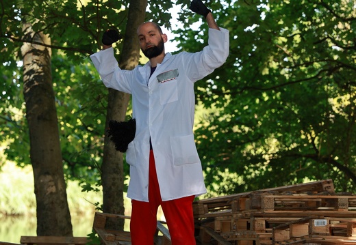 R6m2 110825 10 04 0551