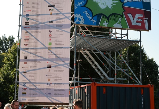 R6m2 110825 09 02 0521