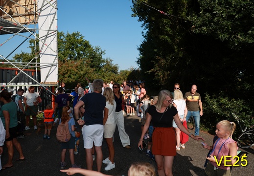 R6m2 110825 09 13 0530